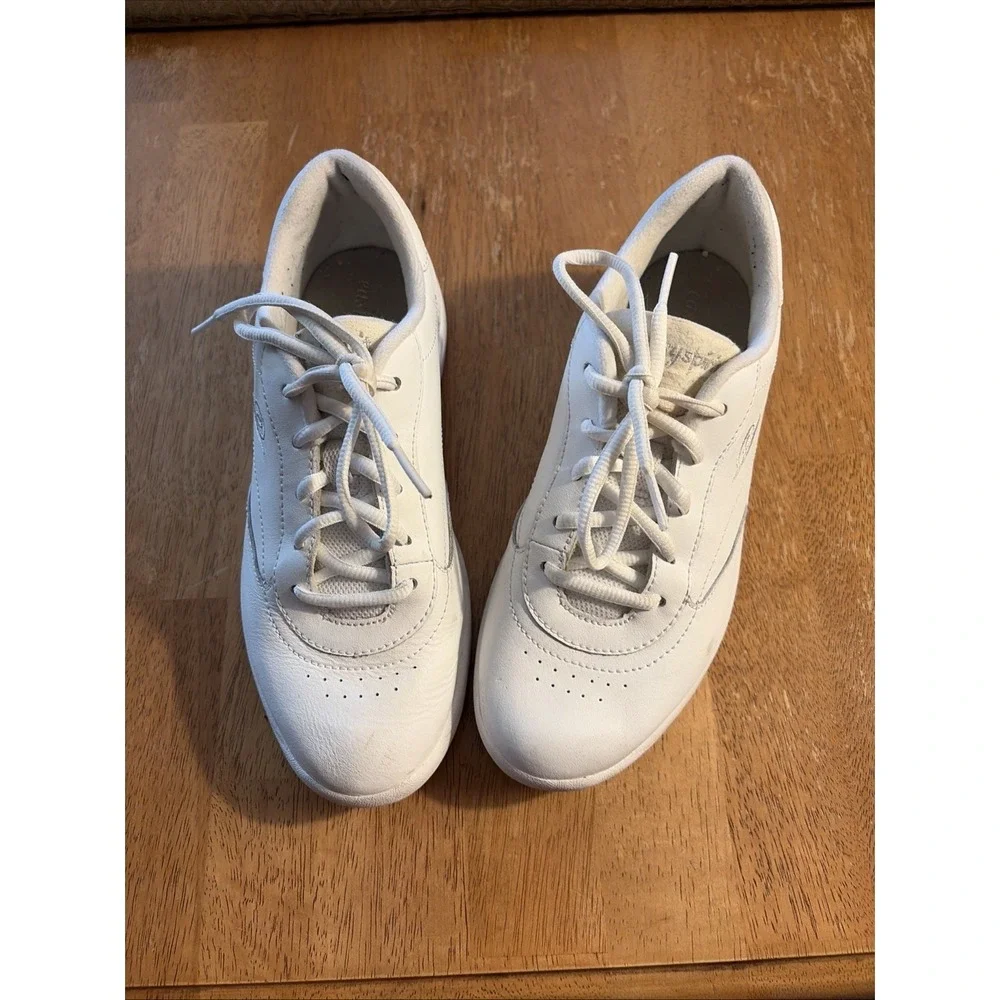 Easy Spirit Tennis Shoes, Women's Shoes Size 7, US 7, Plain White Shoes, Lace Up